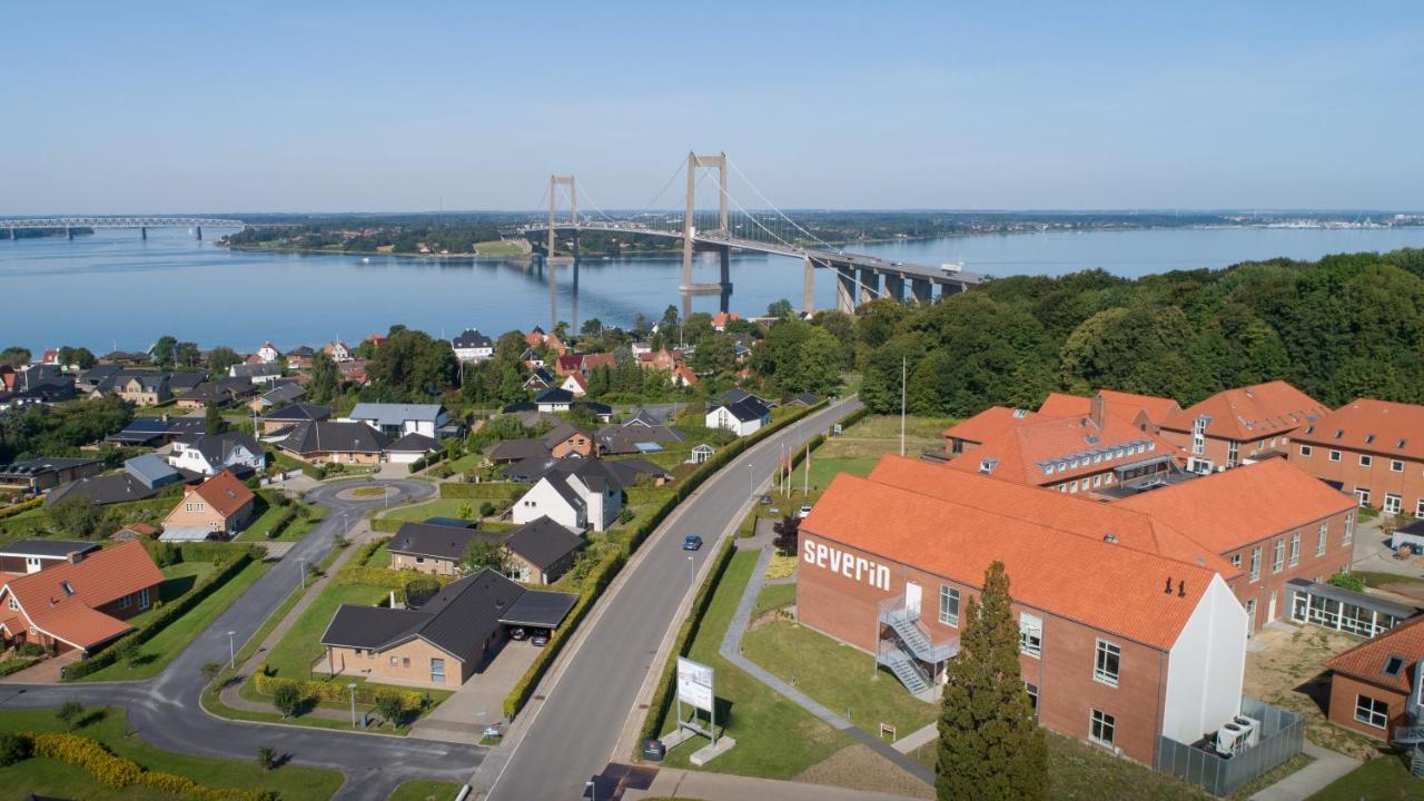 Severin Kursuscenter Og Konferencehotel Middelfart Exterior foto